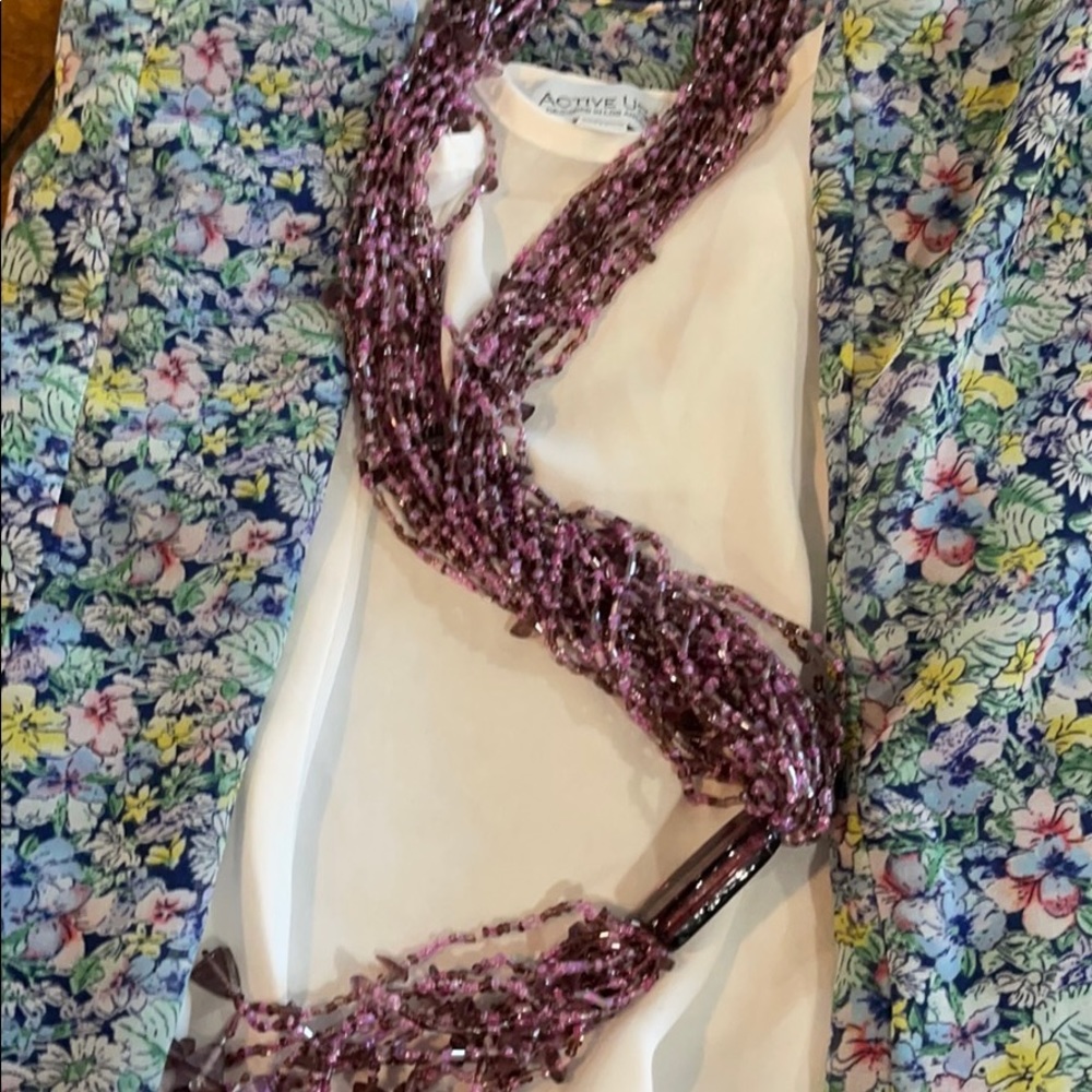 3x$25 ❤️ Multi strand bead Necklace ❤️ - Picture 6 of 11